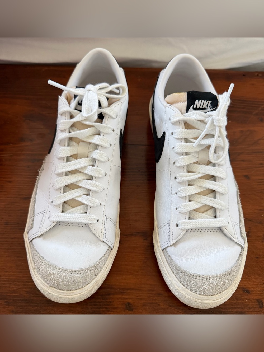 Nike Women’s Blazer Low 77